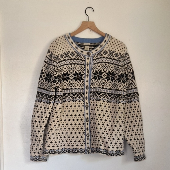 L.L. Bean Sweaters - L.L. Bean Cream and Black Blue Nordic Fair Isle 100% Lambswool Cardigan Sz XL Wo